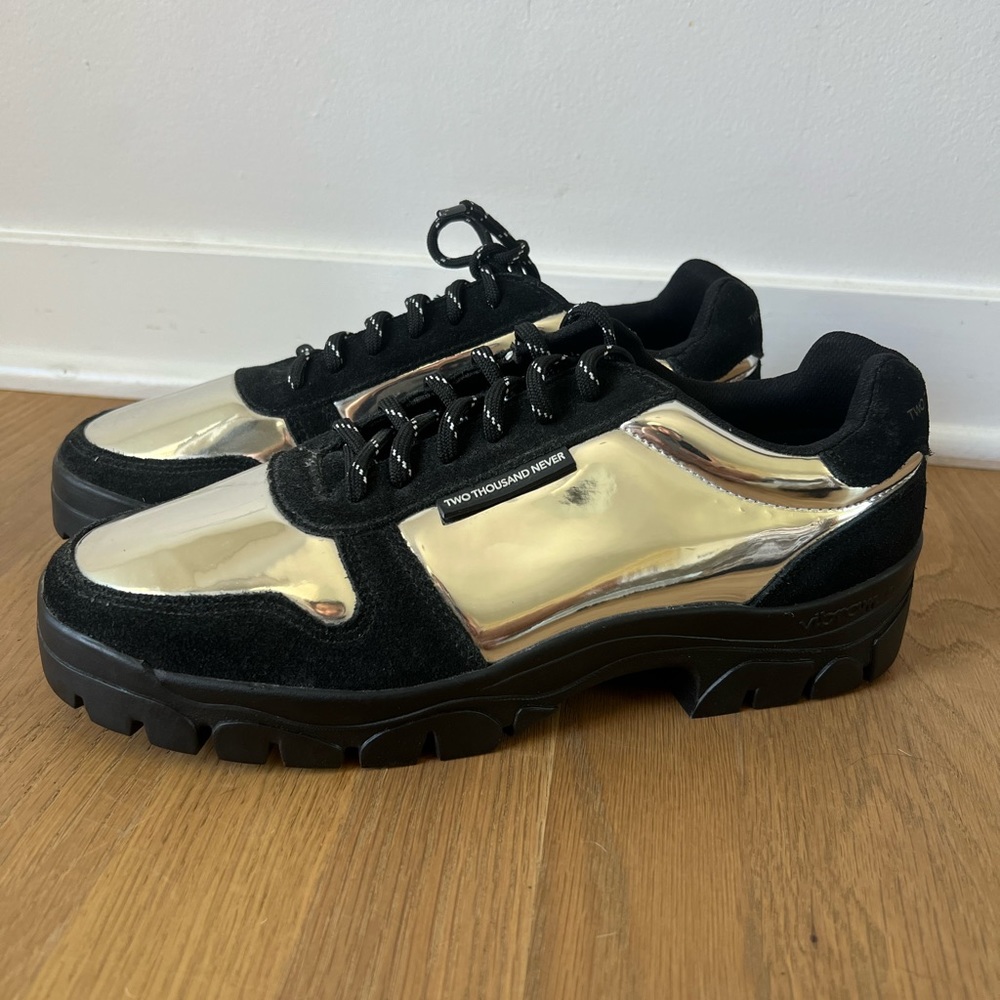 Men's Silver metallic hiking Shoe